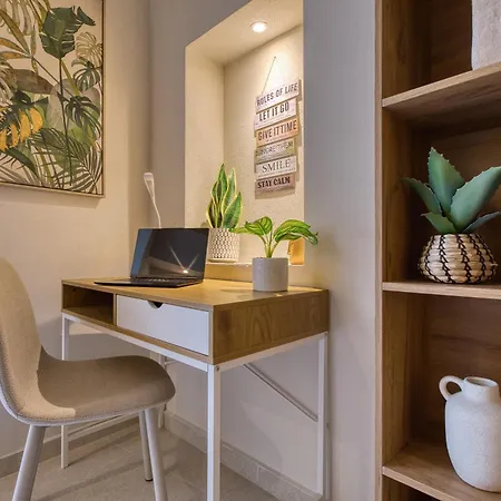 Alley - New 1br With Private Yard By Sf Homes Daire