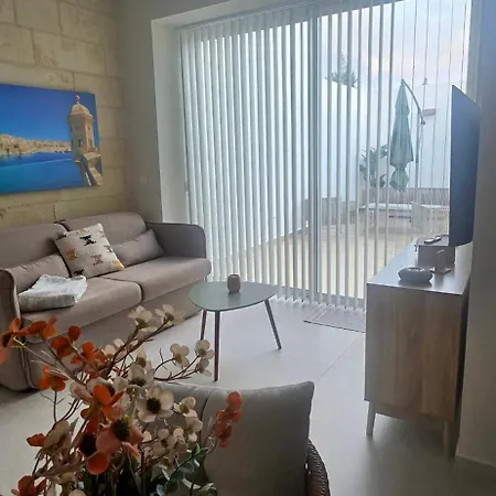 Alley - New 1br With Private Yard By Sf Homes * Gudja