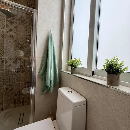 Alley - New 1br With Private Yard By Sf Homes *
