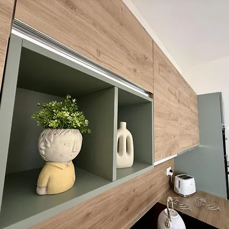 Alley - New 1br With Private Yard By Sf Homes * Gudja