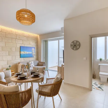 Alley - New 1br With Private Yard By Sf Homes شقة