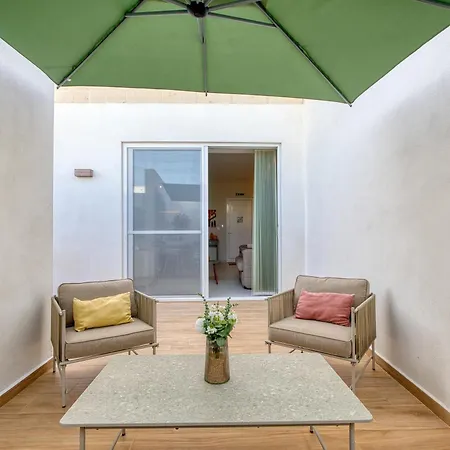 شقة Alley - New 1br With Private Yard By Sf Homes Gudja
