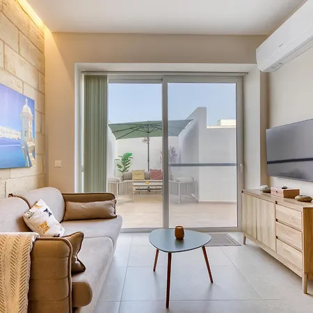 Alley - New 1br With Private Yard By Sf Homes * Gudja