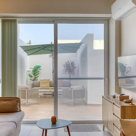 Alley - New 1br With Private Yard By Sf Homes Gudja